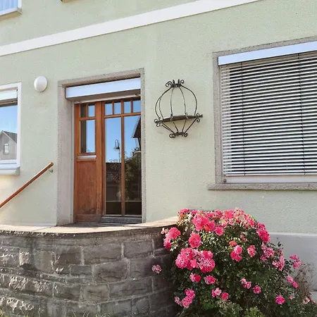Zentrale Ferienwohnung Mit Terrasse In Der Naehe Vom Bodensee